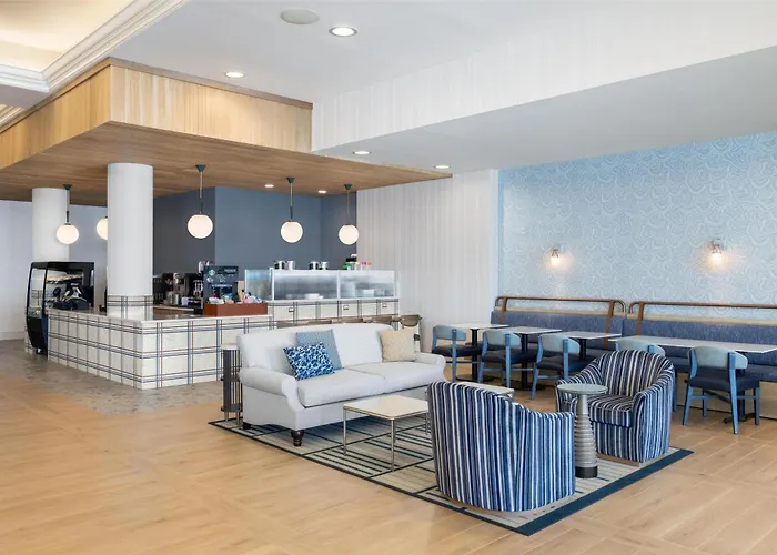 Hilton Ocean Oceanfront 4*