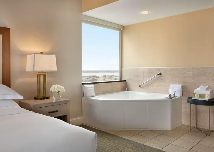Hilton Ocean Oceanfront Resort 4*