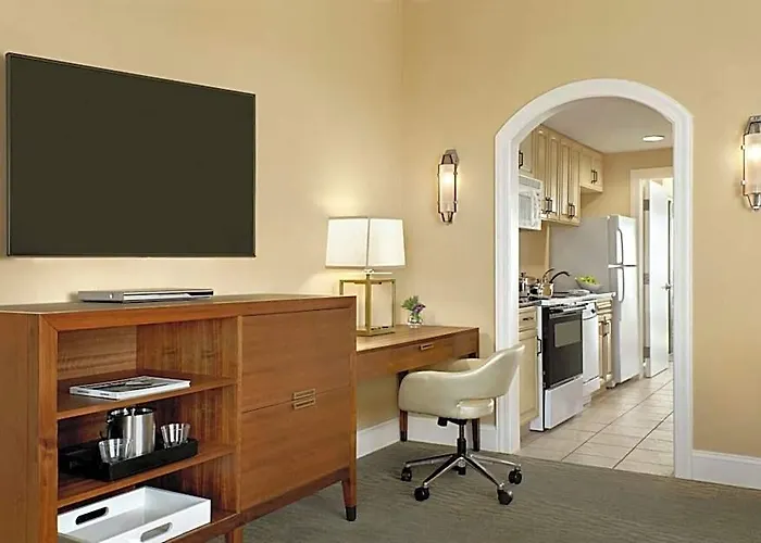 Hilton Ocean Oceanfront Resort 4*